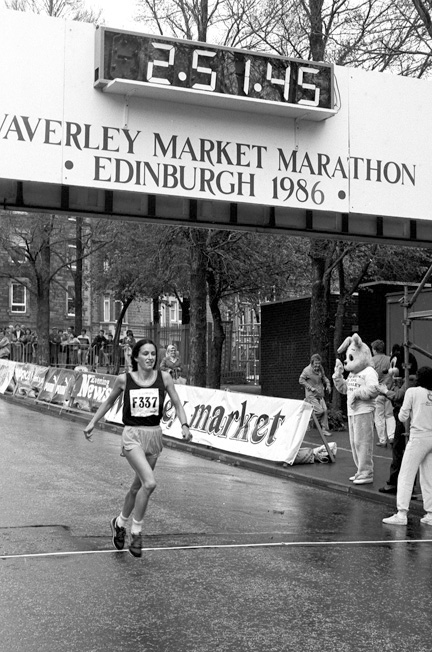 Edinburgh, 1986. pi - Macindoe