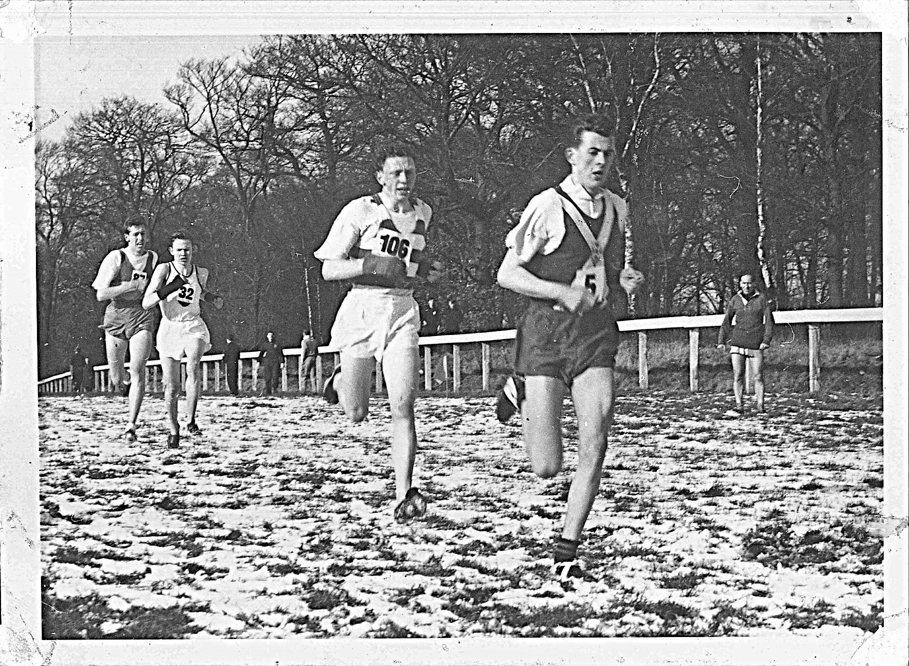 bill-goodwin-scottish-championships-hamilton-1955-half-way