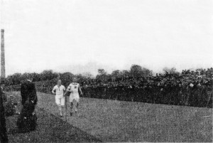 Hugh Welsh v Alfred Tysoe mile Powderhall 28.5.1898 b w